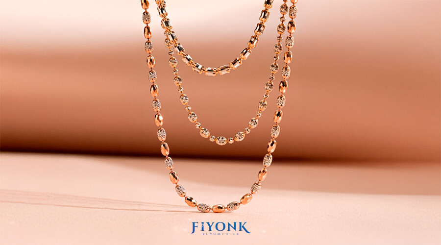 Altın Takı Trendleri: Bu Yılın En Popüler Tasarımları