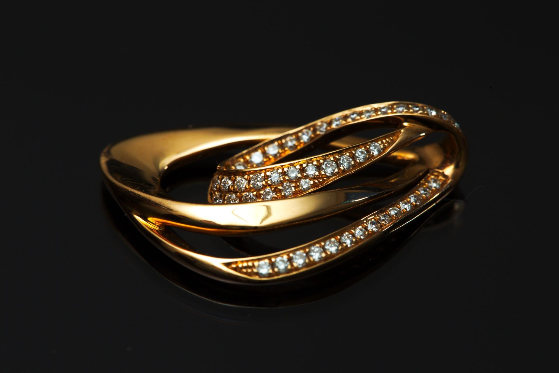 Bu Sezon Her Yerde Göreceğiniz Altın Takı Trendleri